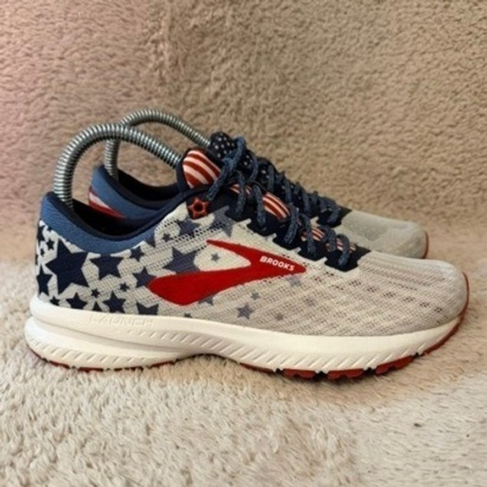 Brooks Launch 6 Womens Size 6.5 Running Shoes USA Stars and Stripes 1202851B166